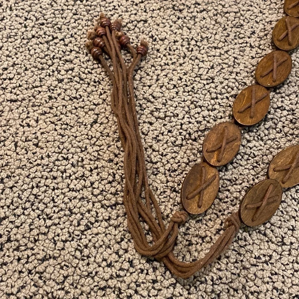 Wooden Tie Belt in Like New Condition